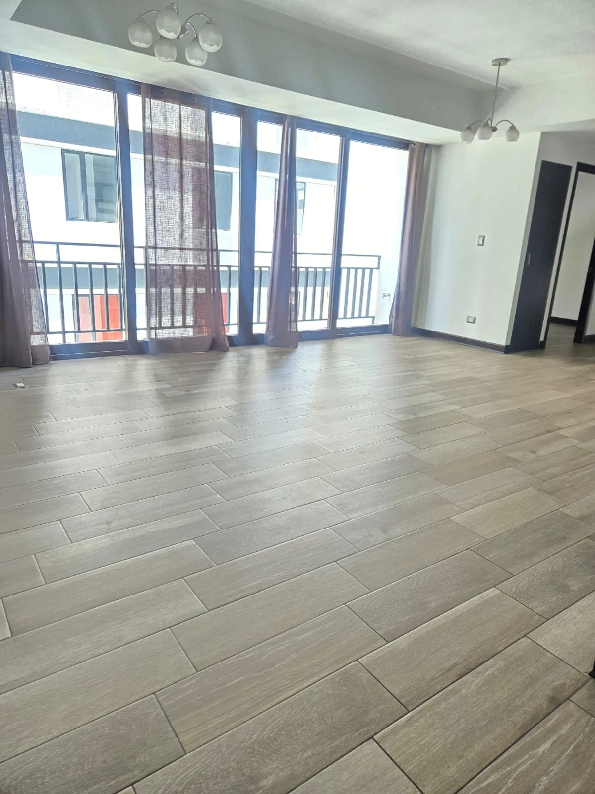 Apartamento en Edificio Tres15 zona 13 — foto 1 de 10