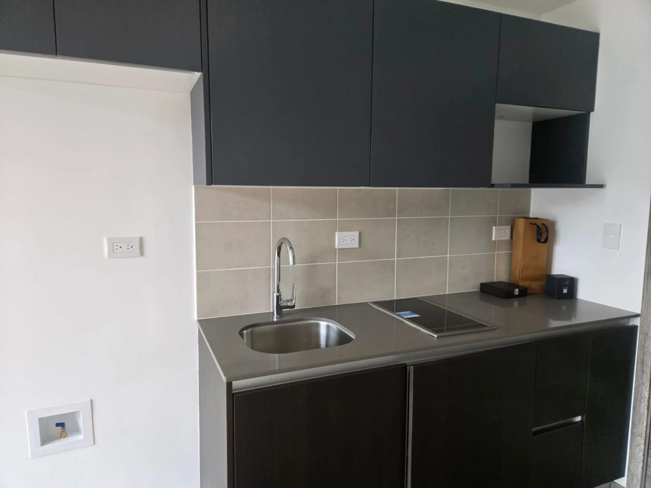 Apartamento para inversión, Vista Hermosa 2 amueblado — foto 8 de 8