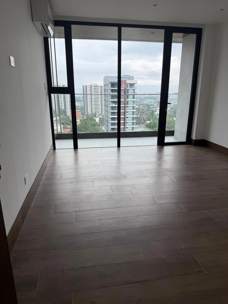 Alquilo Apartamento en Gaura — foto 3 de 9