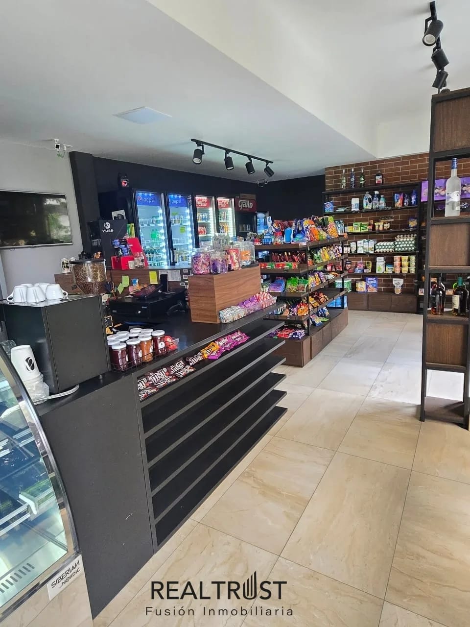 Alquilo local comercial en vh2 zona 15 — foto 2 de 2