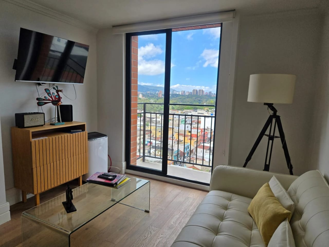 Apartamento full amueblado zona 5 Edificio Centrico — foto 6 de 13