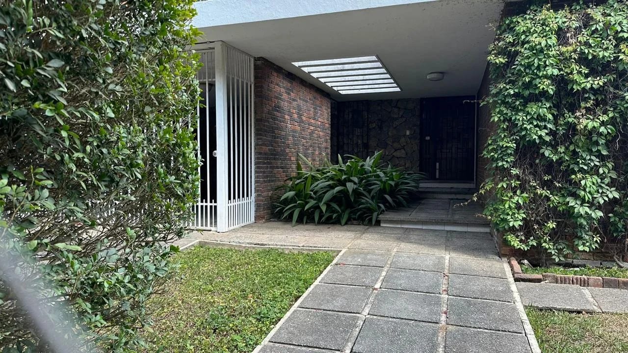 Alquilo casa en vh1 ideal para oficinas — foto 1 de 8