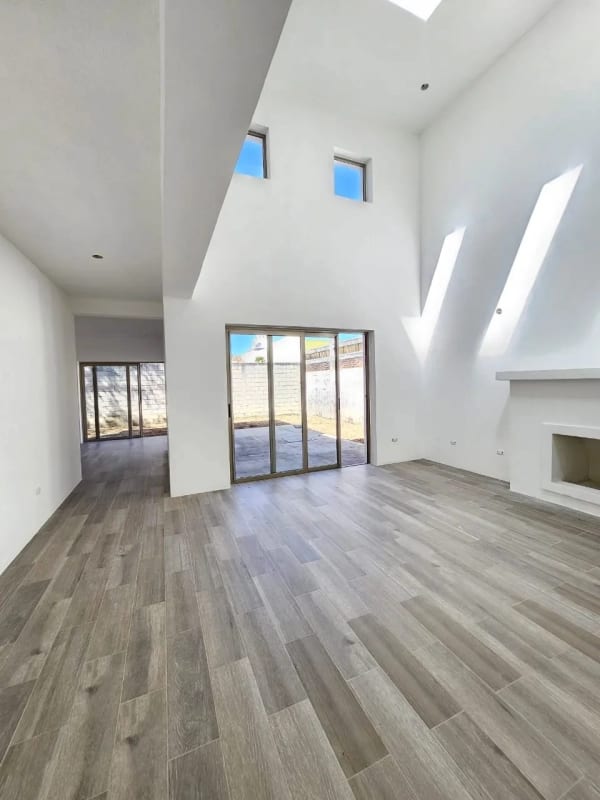 HERMOSA CASA NUEVA EN SAN ANTONIO CON AMPLIO TERRENO KM 16.5 CAES — foto 3 de 8