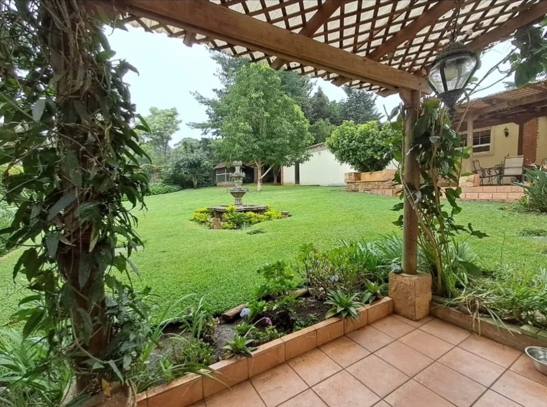 VENDO HERMOSA RESIDENCIA DE UN NIVEL EN KM. 23 CARRETERA A EL SALVADOR, CASA & CAMPO — foto 11 de 12