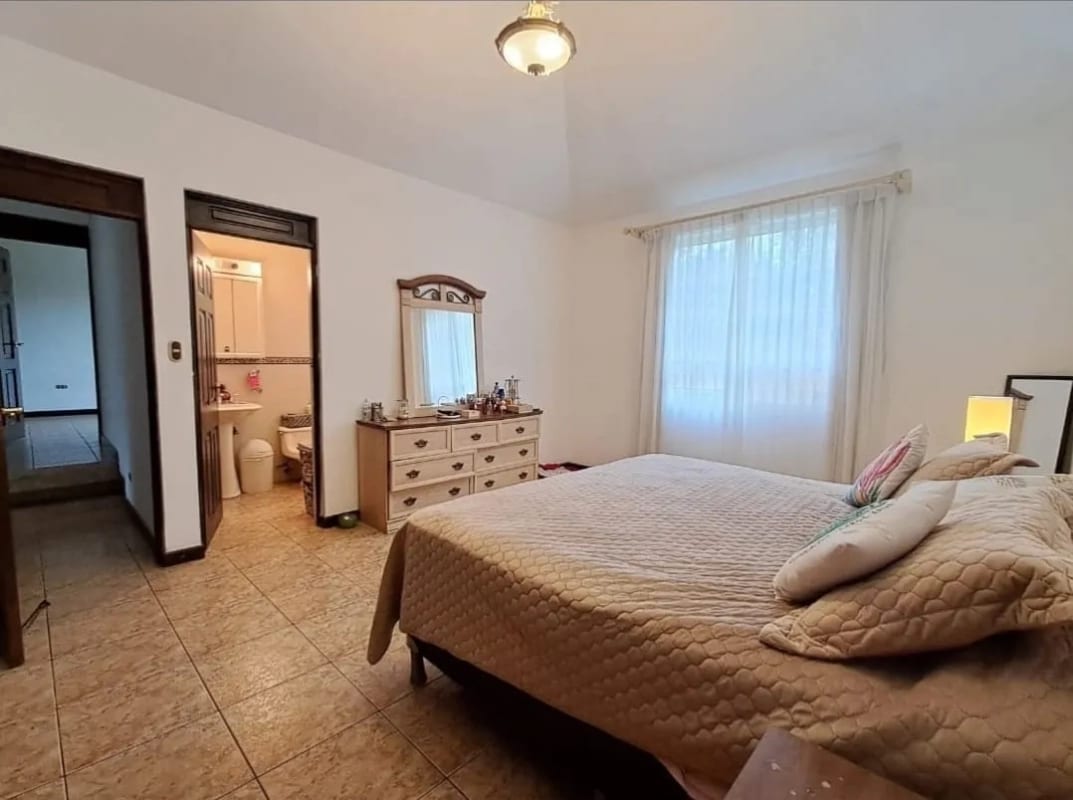 VENDO HERMOSA RESIDENCIA DE UN NIVEL EN KM. 23 CARRETERA A EL SALVADOR, CASA & CAMPO — foto 3 de 12