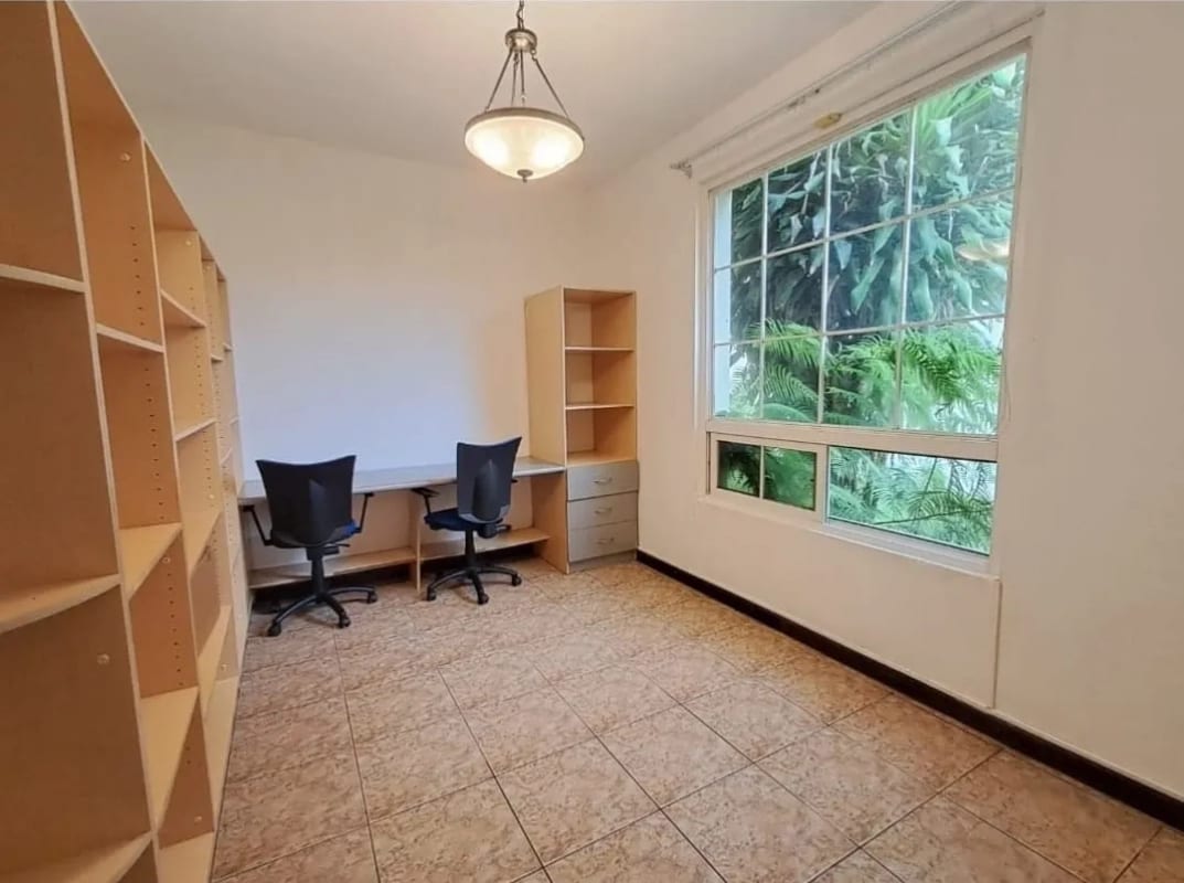 VENDO HERMOSA RESIDENCIA DE UN NIVEL EN KM. 23 CARRETERA A EL SALVADOR, CASA & CAMPO — foto 2 de 12