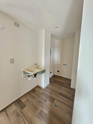 Vendo apartamento en zona 11 sobre la Roosevelt a la altura de centro españo — miniatura 8 de 8