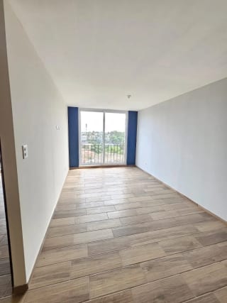 Vendo apartamento en zona 11 sobre la Roosevelt a la altura de centro españo — miniatura 2 de 8
