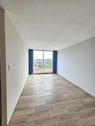 Apartamento en zona 11 a la altura de Centro Español Roosevelt — miniatura 5 de 10