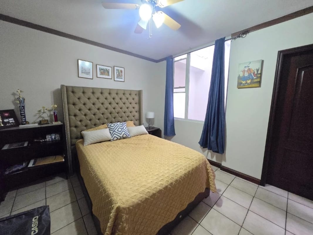 Casa amplia en zona 16 bulevar Acatán — foto 4 de 10