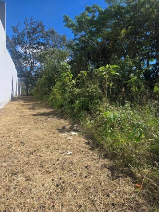 Terreno plano en zona 16 dentro de la garita — miniatura 3 de 3