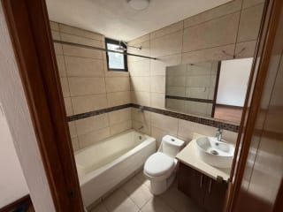 Preciosa casa en venta en Condominio la Encantada, km 12 Carretera El Salvador. — miniatura 14 de 17